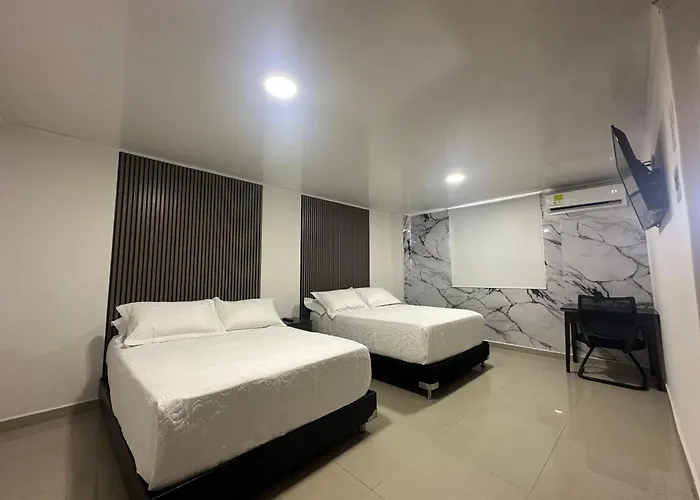 Apartahotel Plaza